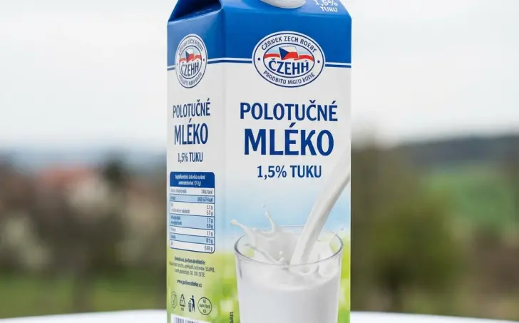 Mléko polotučné 1,5% tuku