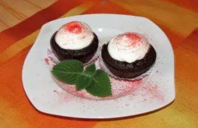 CUPCAKE Z ČERVENÉ ŘEPY - LC