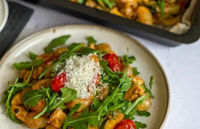 Oběd 4 - zapečené gnocchi s tempehem