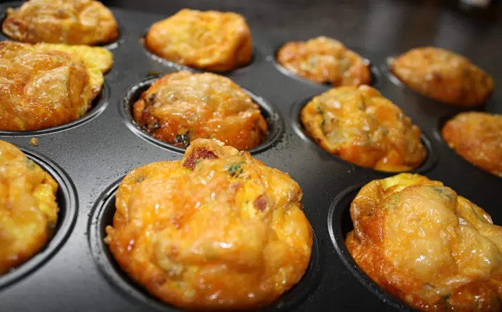 Kuracie muffiny s klobásou a petržlenom - LC