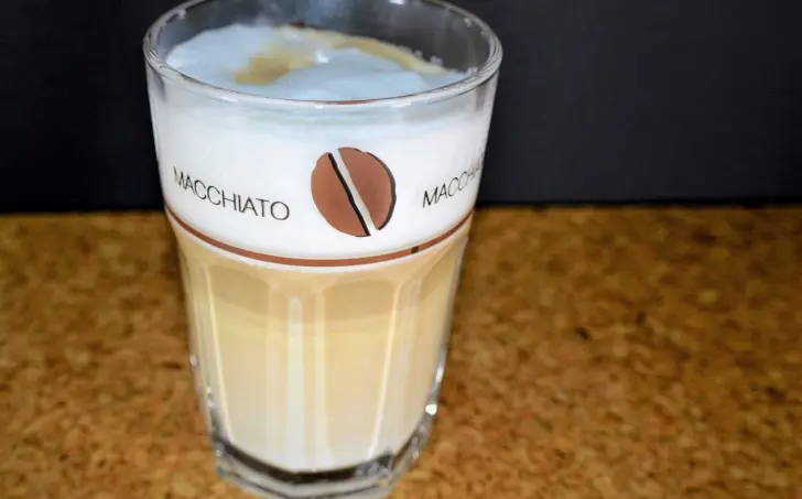 káva LATTE MACCHIATO