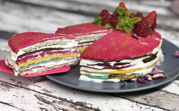 PALAČINKOVÁ farebná torta!! Low Carb Cake!