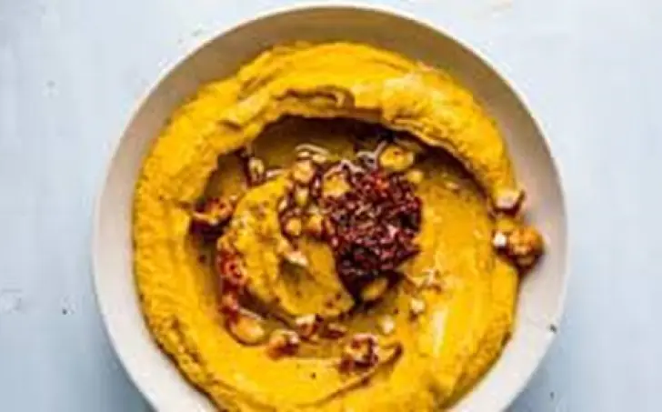 Hummus s mangom a olivovým olejom