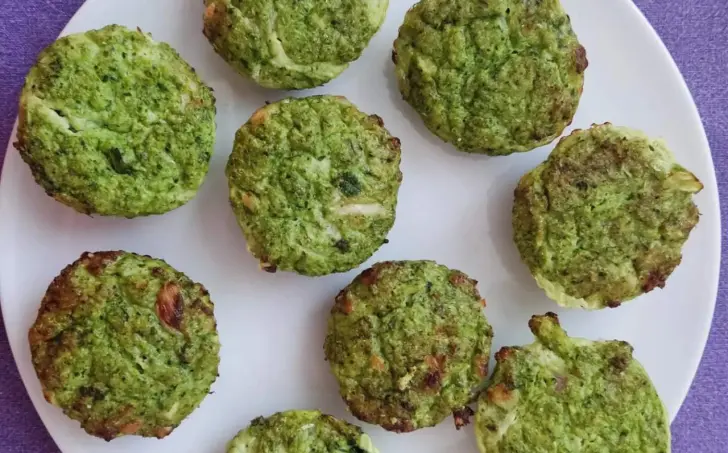 Špenátovo-brokolicové muffiny