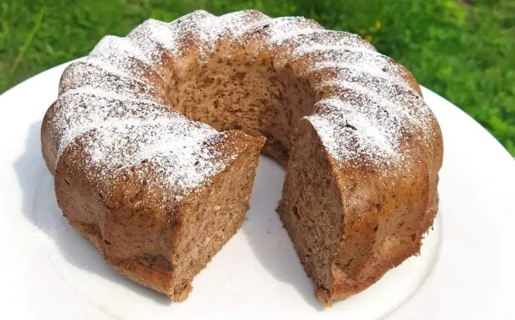 Ořechová bábovka se skořicí - LC
