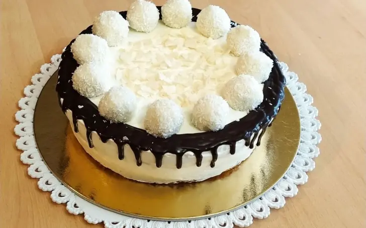 KOKOSOVÁ TORTA (low carb, lactose-free)