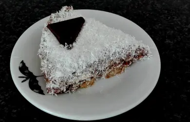 Banánovo-kokosová RAW torta