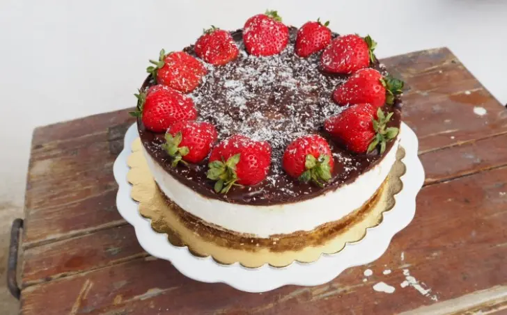 Low carb kokosová torta