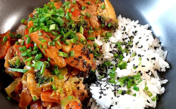 Kačací stir fry so zeleninou (low carb)