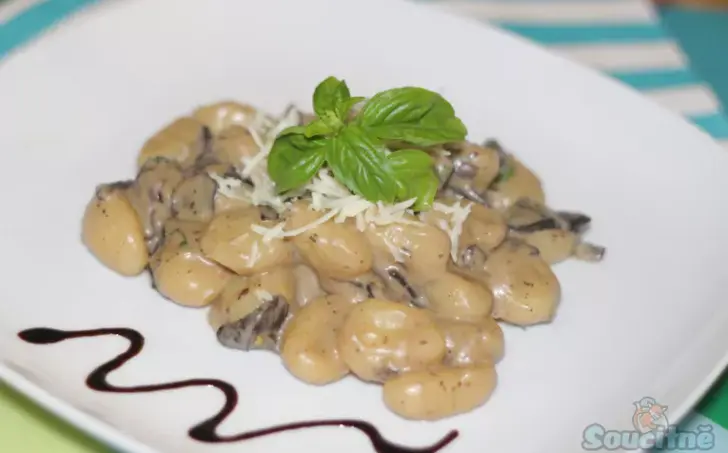 Gnocchi al funghi (hubové zemiakové noky)