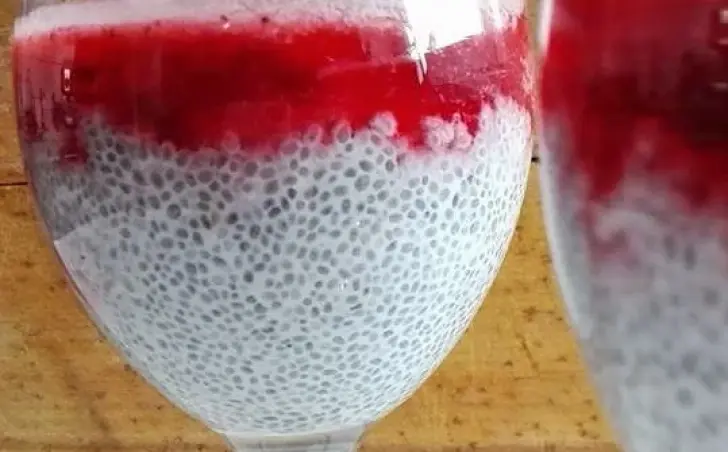 Chia puding s ovocím