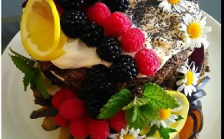 Maková narodeninová torta dohromady asi z 5 surovín!!
