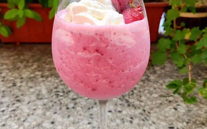 Jahodový koktail