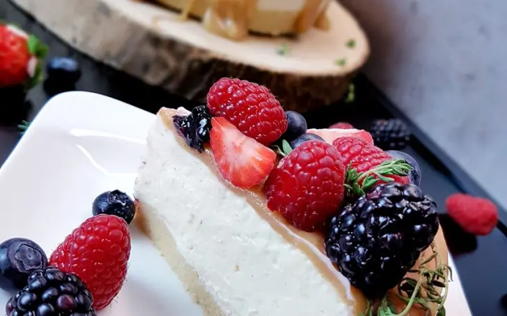 CHEESECAKE SO SLANÝM KARAMELOM - LC