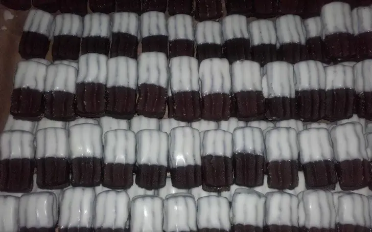 ČOKOLÁDOVÉ STROJČEKOVÉ