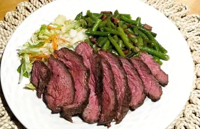 Hovädzí steak s fazuľovými luskami - LC